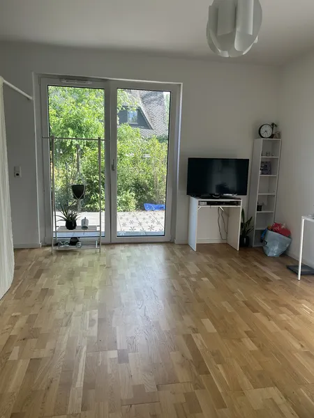 Neubau in Zehlendorf: 2 Zimmer, Balkon & Einbauküche — photo 1